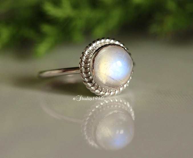 14K white gold moonstone ring