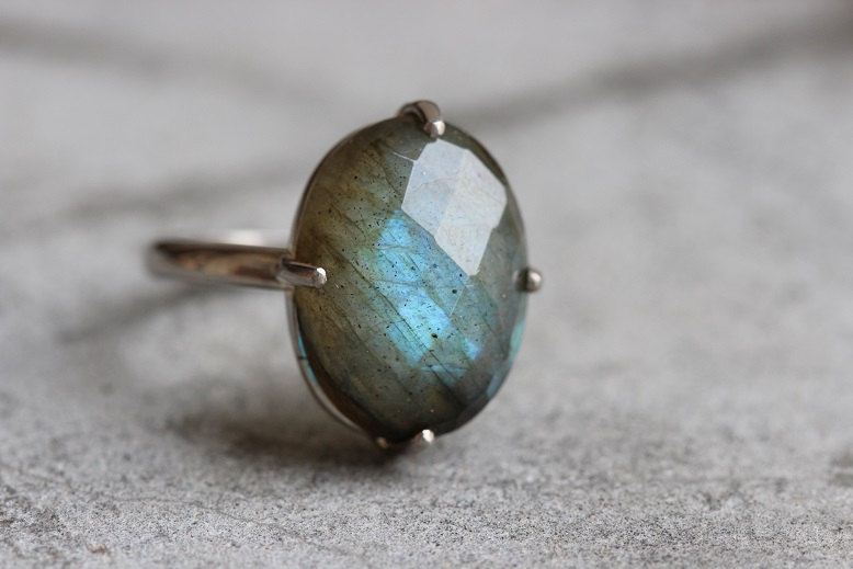 18K white Gold Labradorite ring, Engagement proposal ring