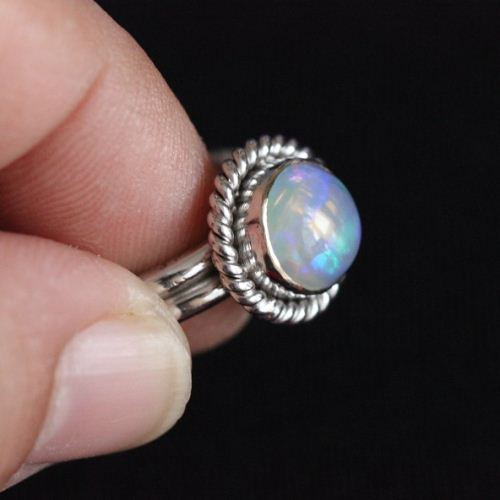 18K white Gold Opal wedding ring - Engagement ring - Gift for her
