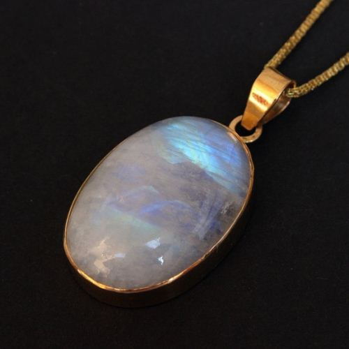 18k Gold rainbow moonstone pendant, Artisan pendant, Gift for her