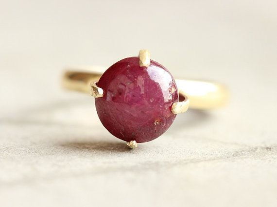 18k Gold ring Star Ruby