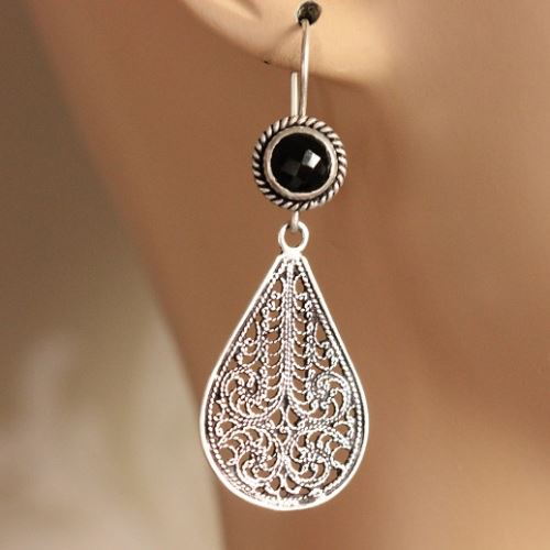 Artisan Filigree Black onyx handmade gemstone silver earrings