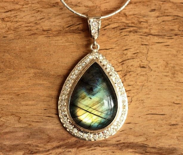 Artisan Labradorite Pendant Gemstone Pendant