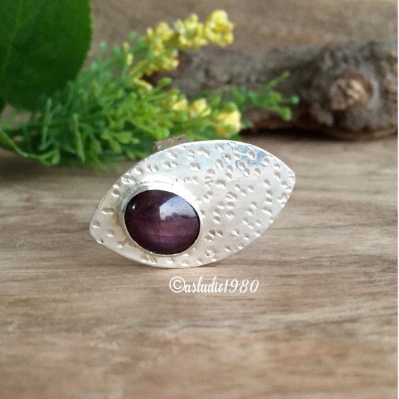 Indian star ruby ring, 925 sterling silver rings, Hammered silver ring