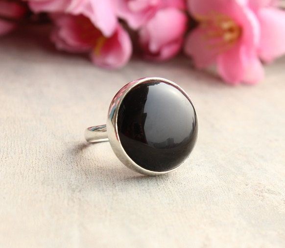 Bezel ring Black ring Black