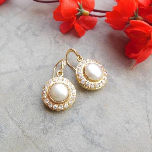 Bridal Pearl earrings - Gold pearl earrings - Artisan earrings