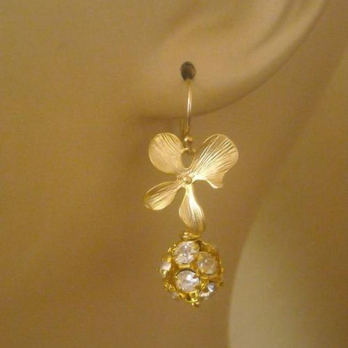 Bridal earrings, Gold earrings, Bridal jewelry, Swarovski crystal earrings, Wedding jewelry, bridesmaids gift