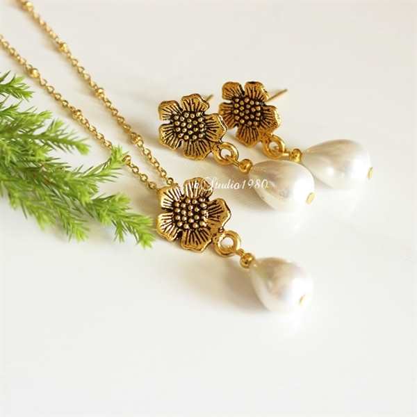 Bridesmaid jewelry sets of 5 - Bridesmaid gifts - Pearl set