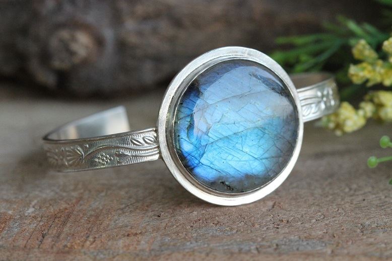 Cuff Labradorite bracelet Artisan Sterling