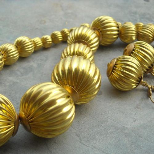 DIVA vintage brass golden necklace earrings set