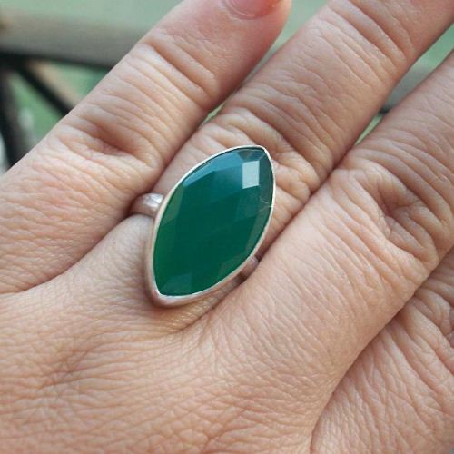 Emerald green ring, Gemstone ring, Artisan green onyx silver ring