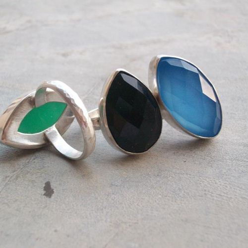 Emerald green ring, Gemstone ring, Artisan green onyx silver ring