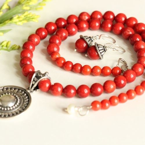 Ethnic red coral gemstone silver beaded necklace earrings set