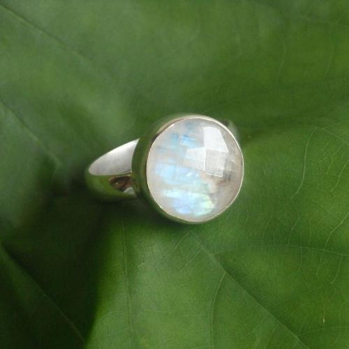 Faceted Rainbow Moonstone Ring, Round moonstone 925 Silver ring