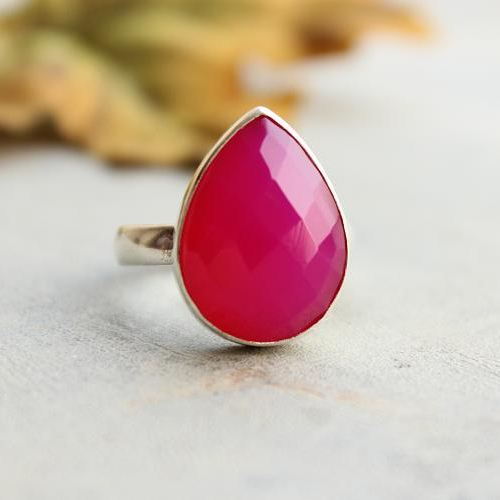 Fuschia Pink ring - Pink chalcedony ring - Sterling silver bezel ring