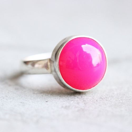 Fuschia Pink ring, Pink chalcedony round gemstone silver ring
