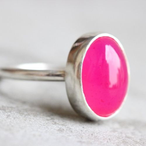 Fuschia Pink ring - Pink chalcedony oval gemstone silver ring