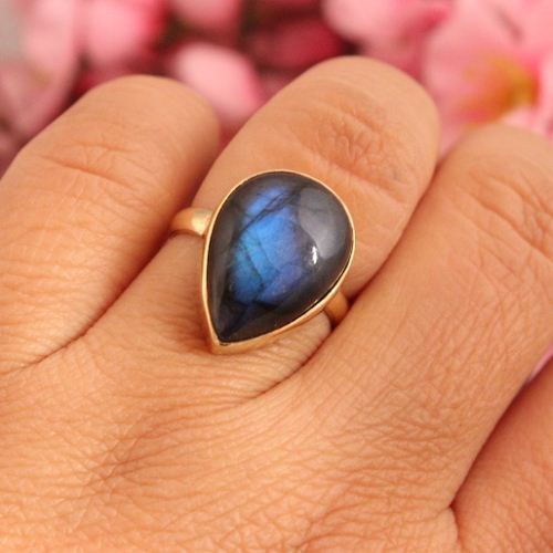 Gold Ring, Labradorite ring, 18k gold ring, Labradorite jewelry 