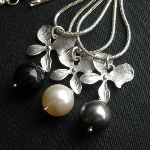 Gray pearl necklace - bridal necklace - wedding jewelry - bridmaids necklace - Swarovski crystal pearl