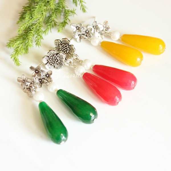 Green gemstone drop flower earrings