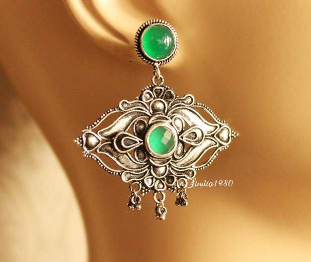 Green onyx earrings - Statement silver earrings - Celestial Green