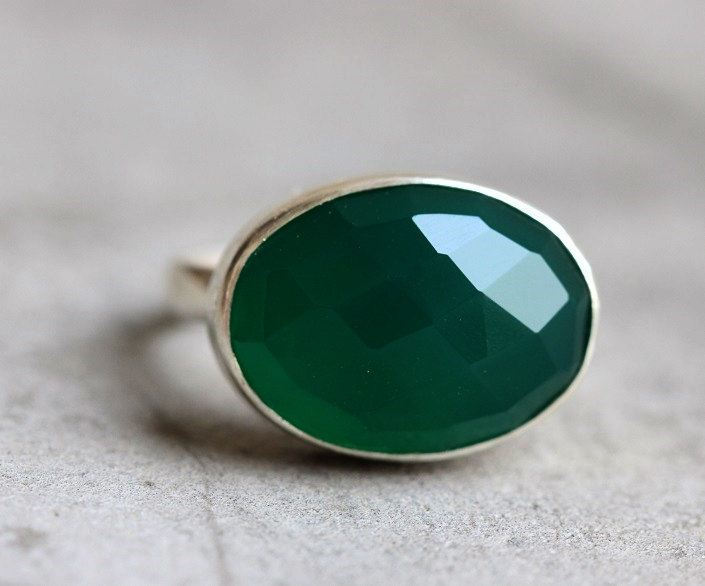 Green onyx ring, Emerald green silver ring, Faceted oval ring