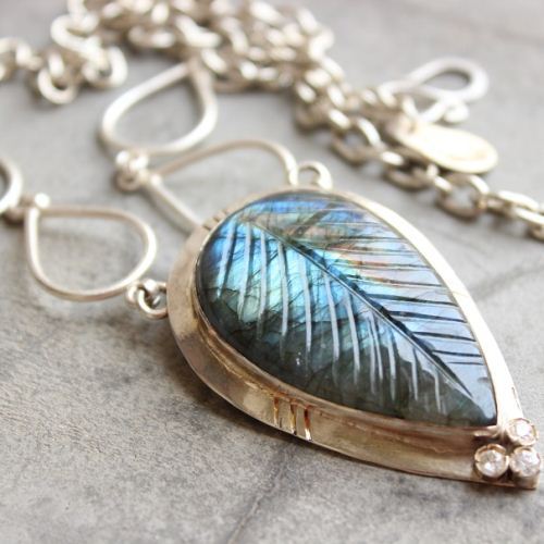 Labradorite Pendant necklace, Gemstone Pendant in sterling silver 
