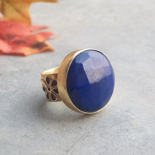 Lapis lazuli ring, Round cocktail ring, Artisan silver jewelry