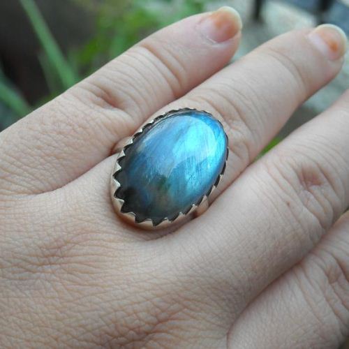 Natural Labradorite Ring - Oval Labradorite ring - Silver Artisan ring
