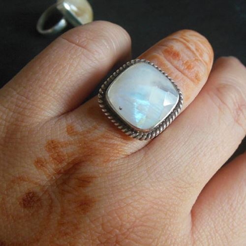 OOAK Rainbow Moonstone silver ring - Square gemstone - Gift for her