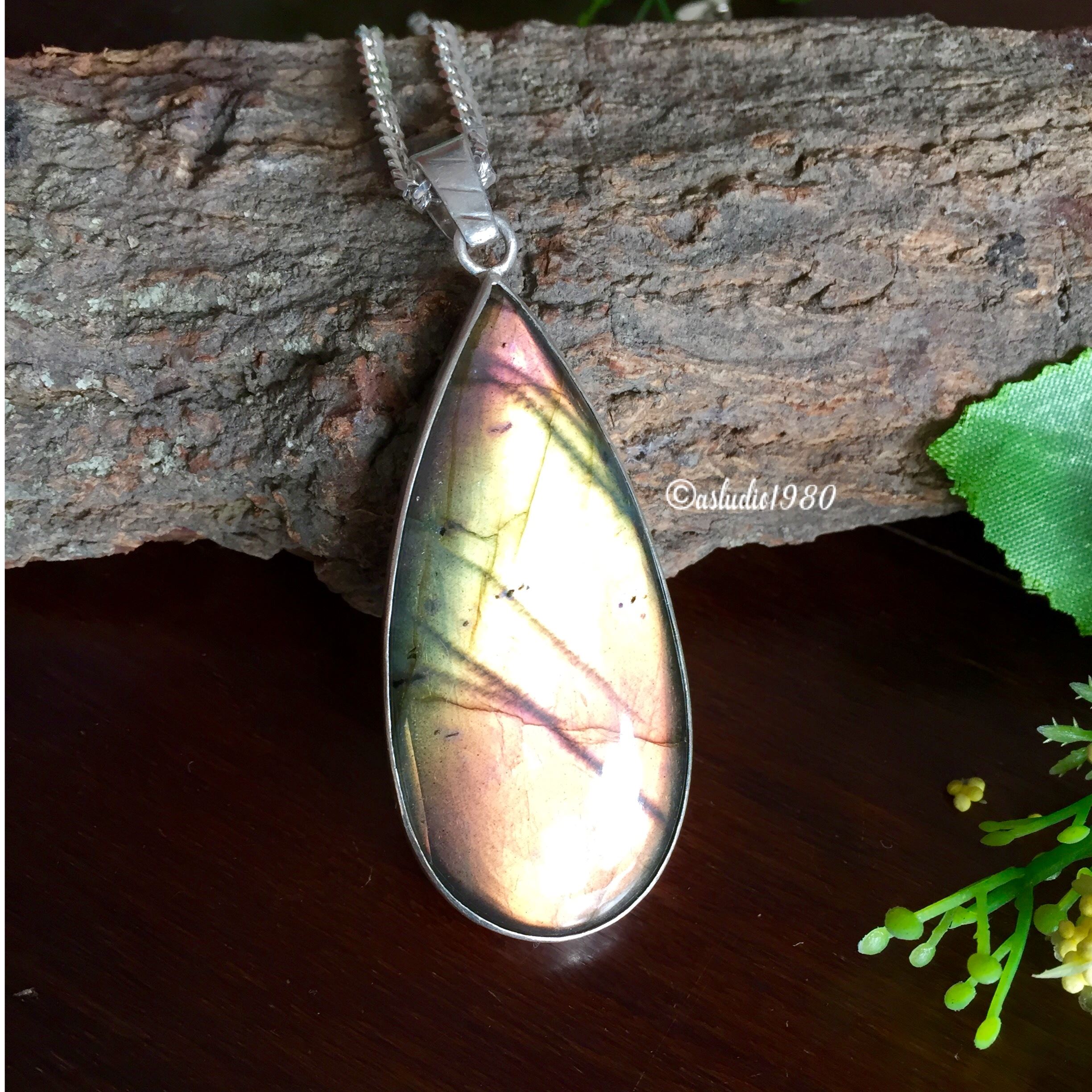 OOAK Natural labradorite pendant necklace, Gemstone silver pendant