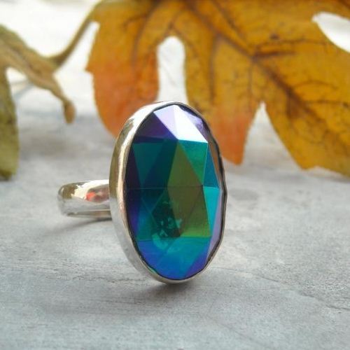 Peacock vitral blue vintage glass ring, Faceted cabochon silver ring
