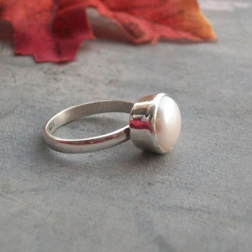 Pearl ring, Birthstone ring, Sterling silver freshwater pearl ring