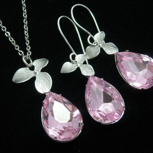 Pink crystal earrings, Bridal earrings, Wedding earrings, Bridesmaid earrings, Bridal jewelry, Prom earrings