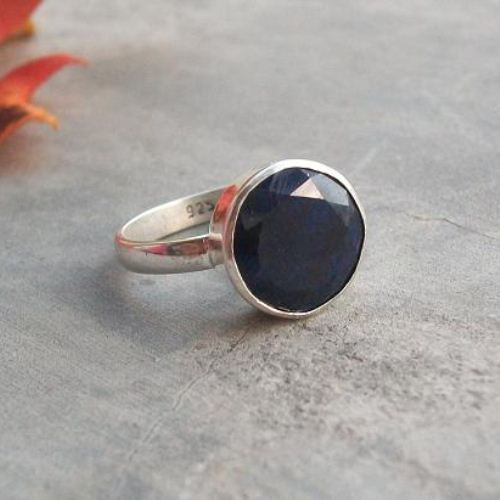 Precious blue sapphire birthstone ring