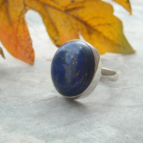 Silver round ring Blue ring