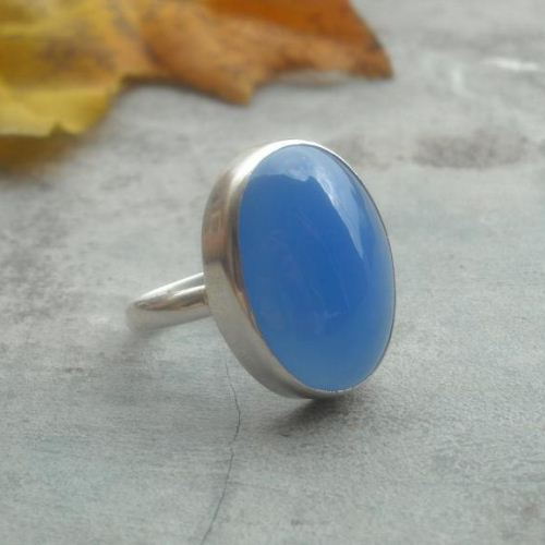 Sterling silver blue chalcedony ring