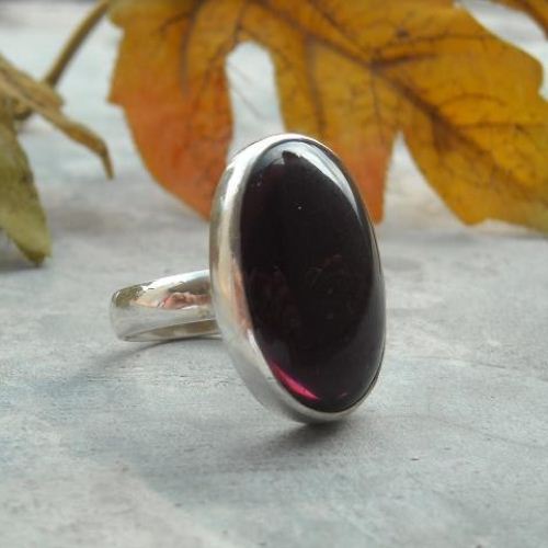Sterling silver oval amethyst ring - vintage jewel cab cabochon ring