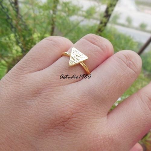 Triangle ring 18 k gold hammered handmade ring gold stack ring