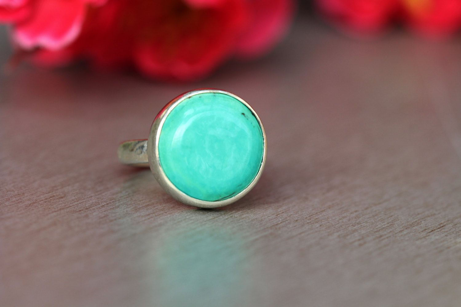 Turquoise silver ring Round gemstone
