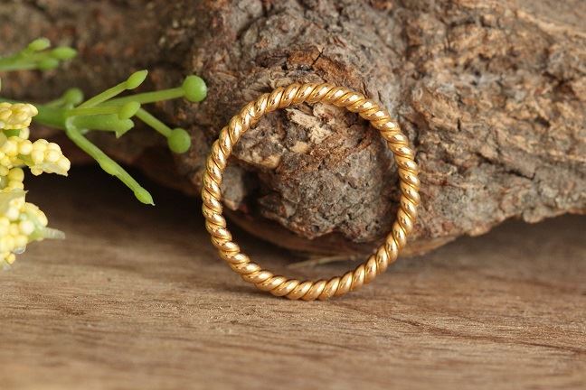 Twisted rope wedding band ring