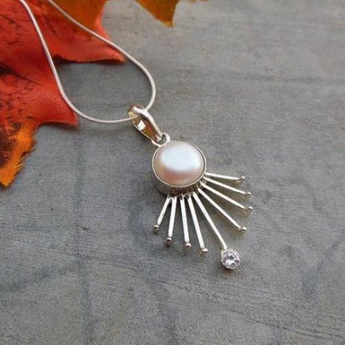 Unique handmade jewelry Freshwater pearl