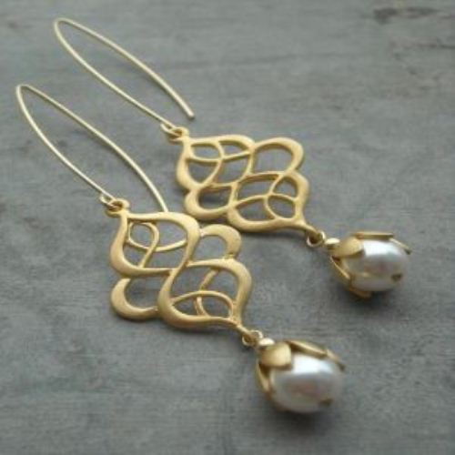 Wedding day bridal swarovski crystal gold pearl earrings