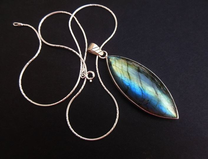 labradorite pendant necklace Blue Artisan